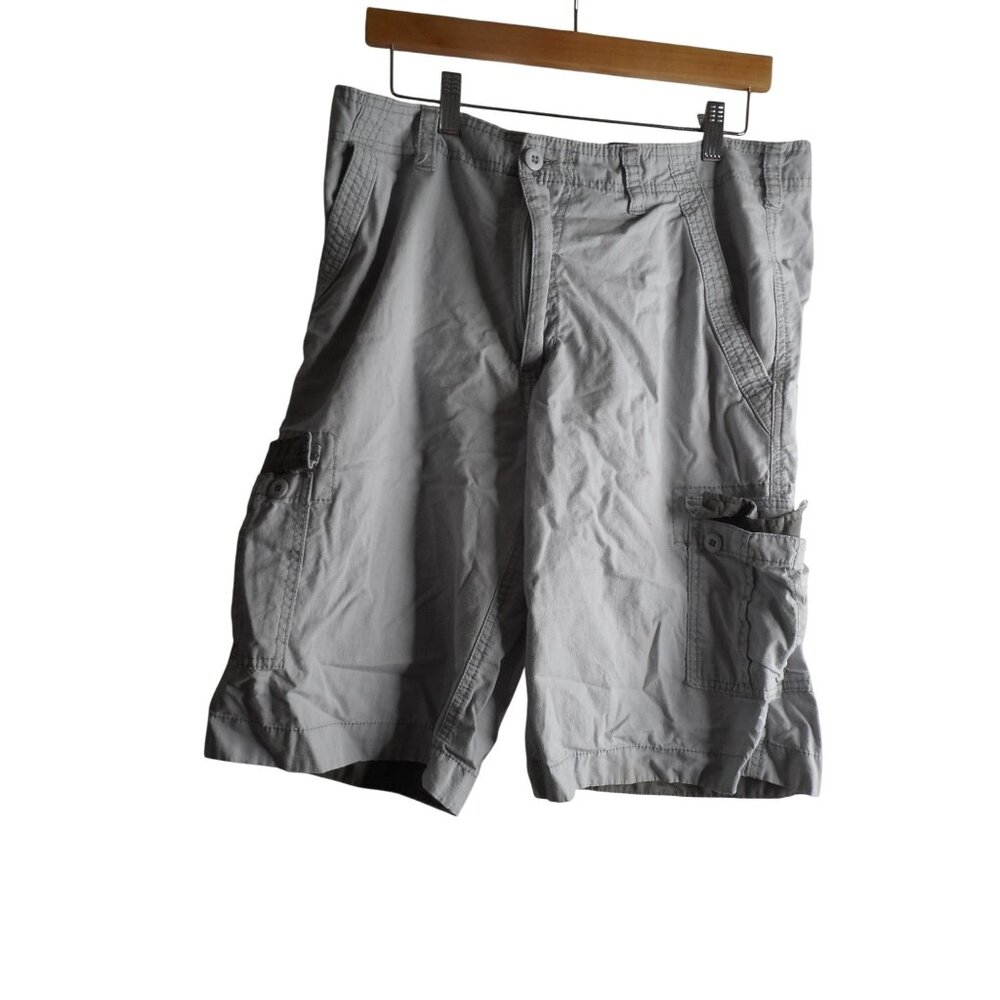 Grey lightweight 100% cotton Men's Cargo Shorts Sz 34 flat front Wear First